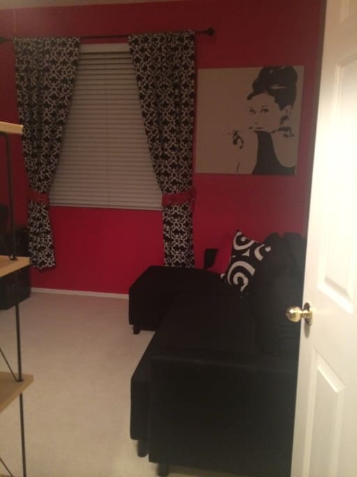 Guest room