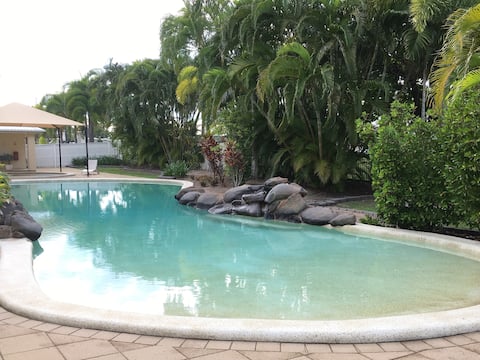 Top performing Airbnb: At Strand Marina-Ground Floor with Courtyard in Townsville City