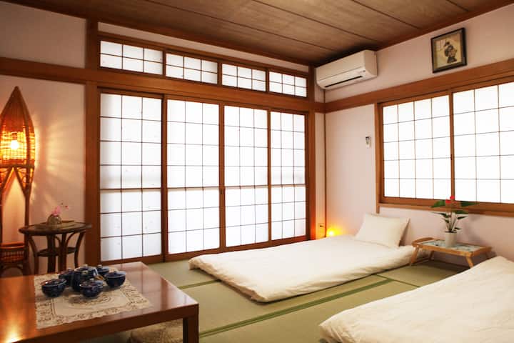 3rd floor Bedroom B Japanese style 2 single-person bunk beds
3F room B Japanese tatami 2 single Futon