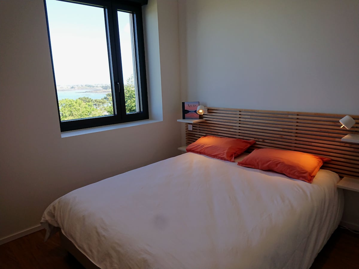 Chambre 1er étage vue mer 