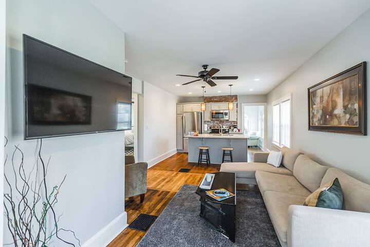 Updated 1BR/1BA Aprtment Walk to UK & Arboretum #2