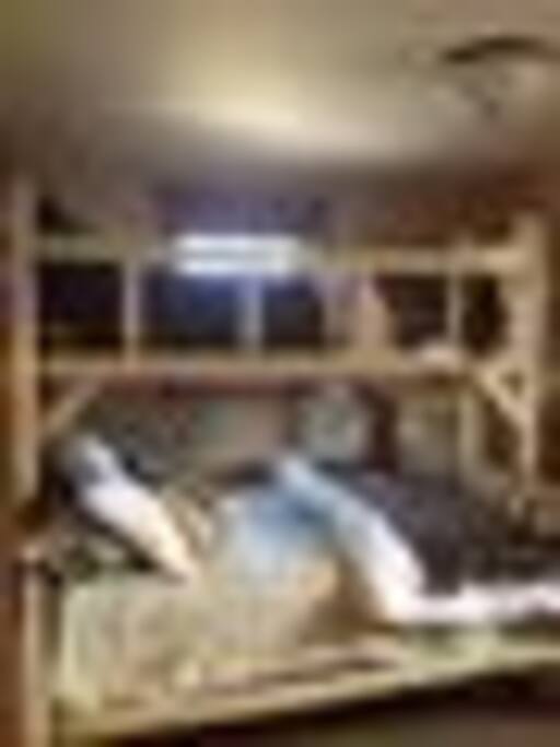 Second bedroom with Queen /Twin bunk bed combo