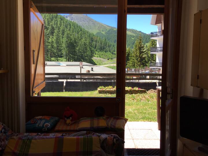 إطلالة على الحديقة