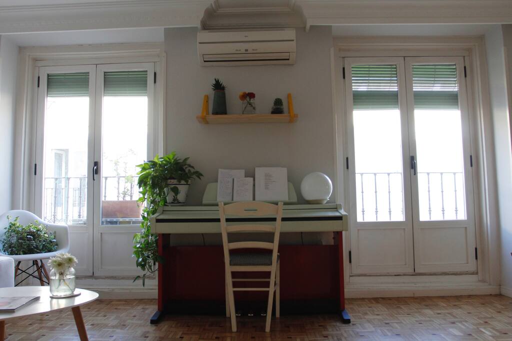Salón: Piano