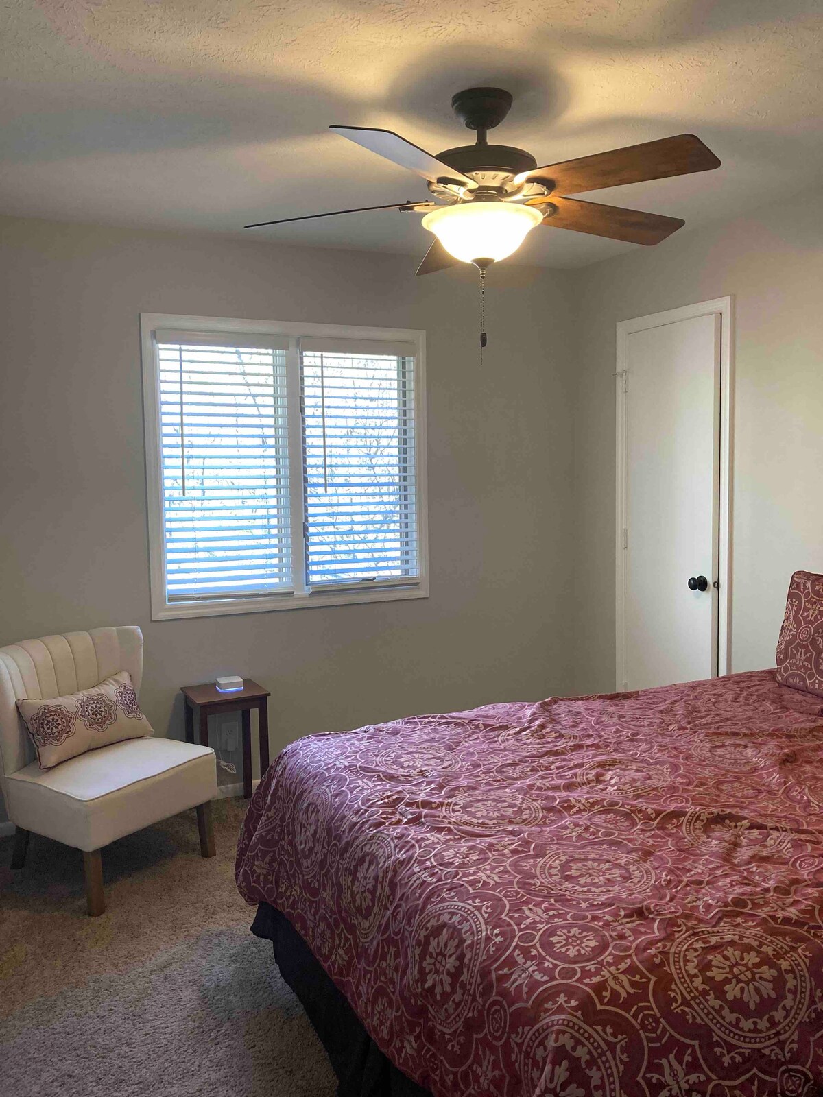 Dormitorio #3 cama tamaño queen