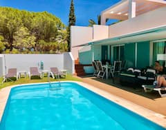 Villa+in+Alvor+%C2%B7+%E2%98%854.50+%C2%B7+3+bedrooms+%C2%B7+5+beds+%C2%B7+2+baths