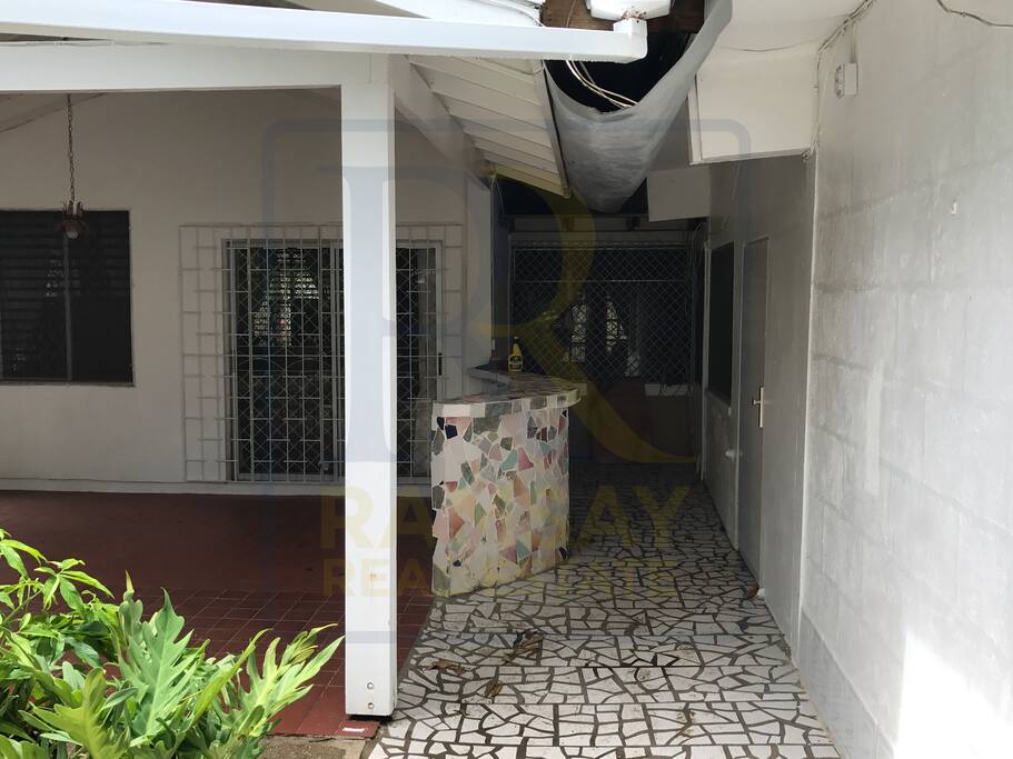 Rear patio bar area