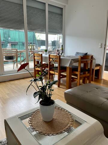 Dachgeschosswohnung mit kostenlosem Parkplatz ! gallery image 3