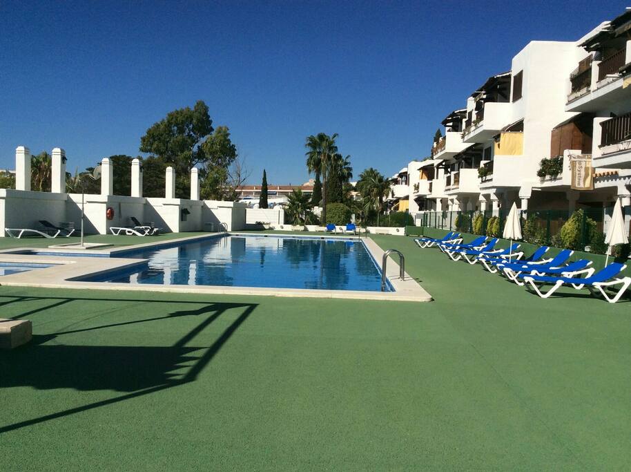 Piscina de los apartamentos