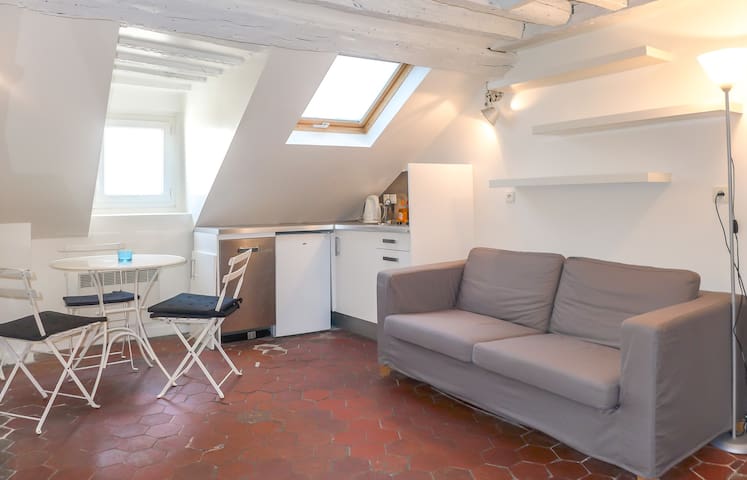 International Home Owners managed Airbnb listing 1