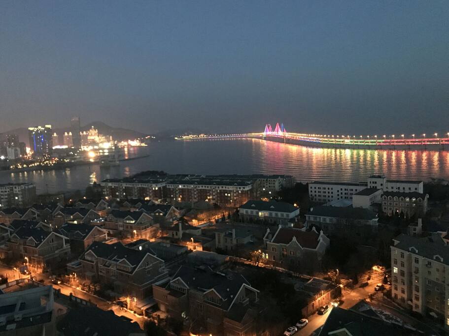 窗前夜星海