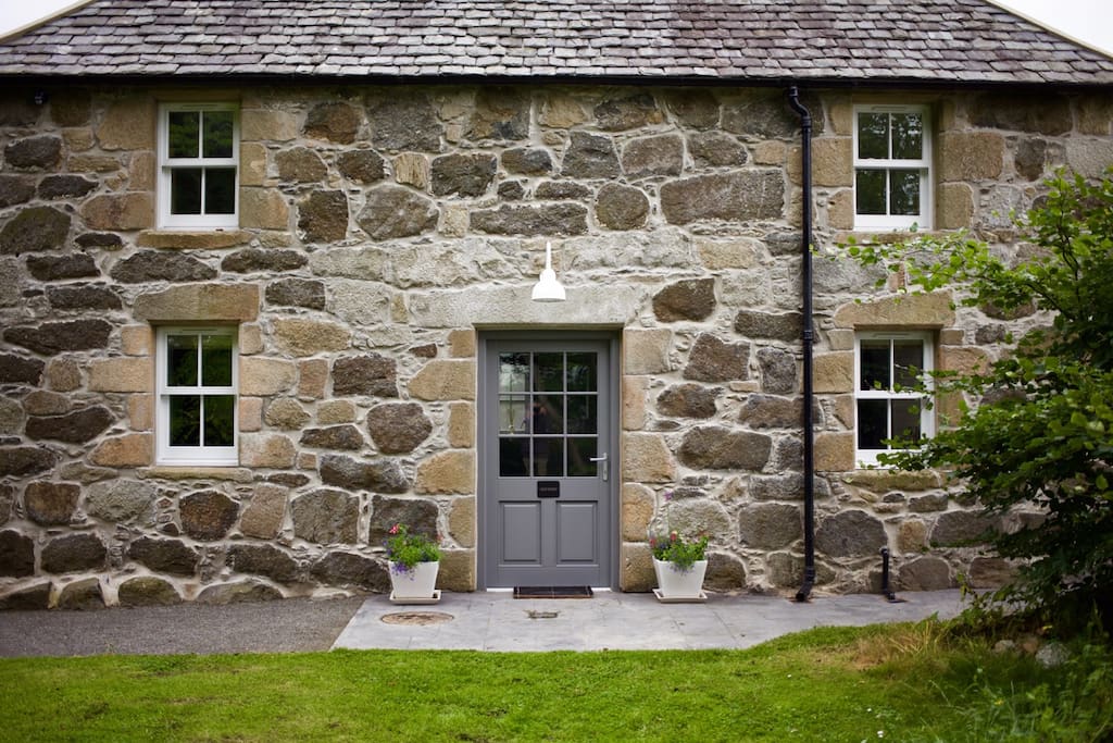 External Whole Lodge