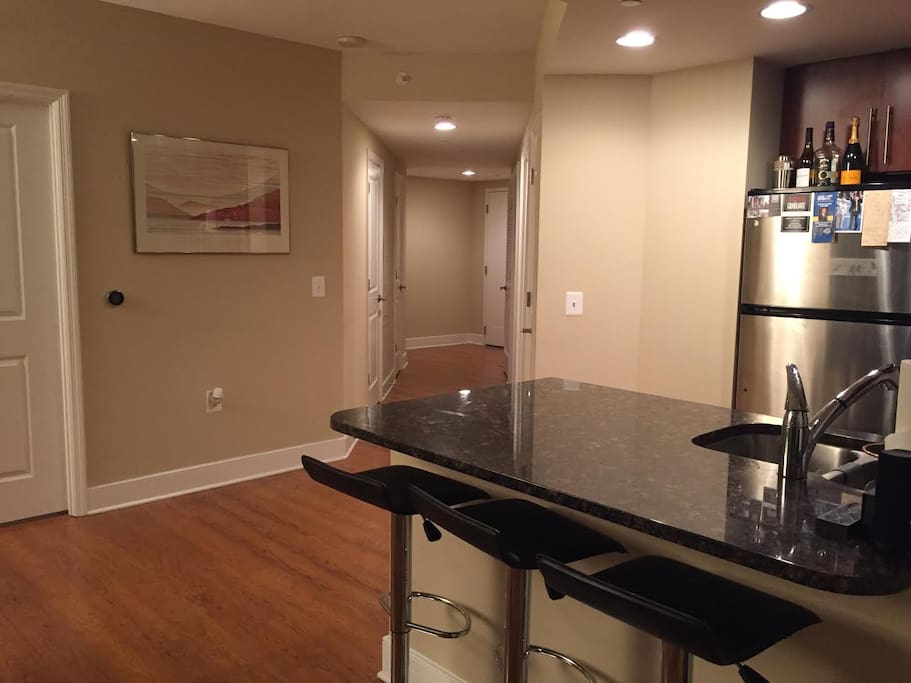 Entrance + kitchen