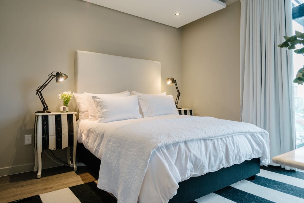 Top quality linen,block out curtains.
