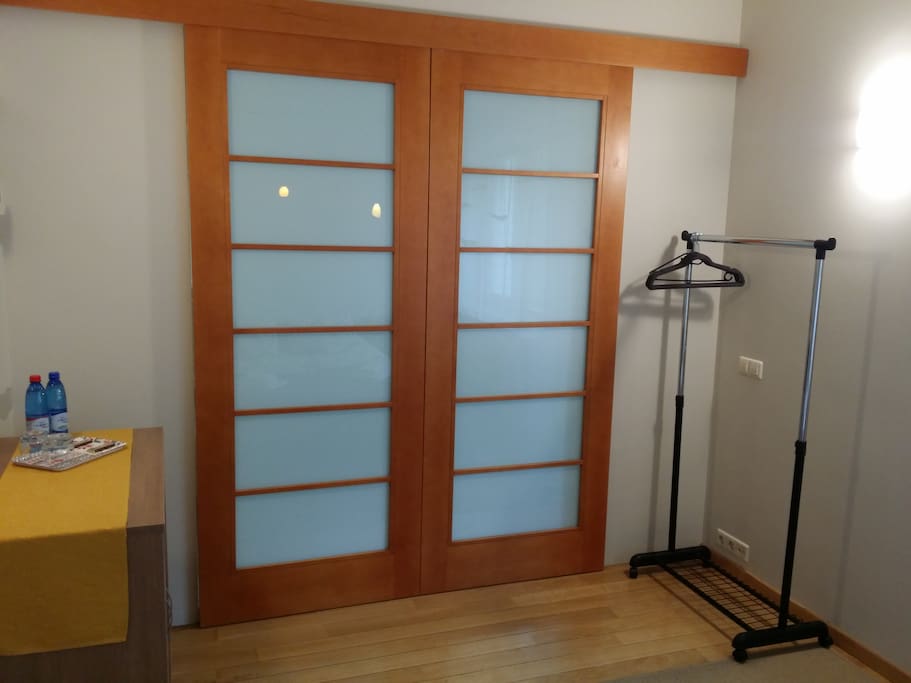 Standard double room clothes rack and cabinet