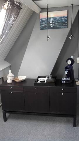 Ruime 2- persoons Zolderverdieping, zie foto's,