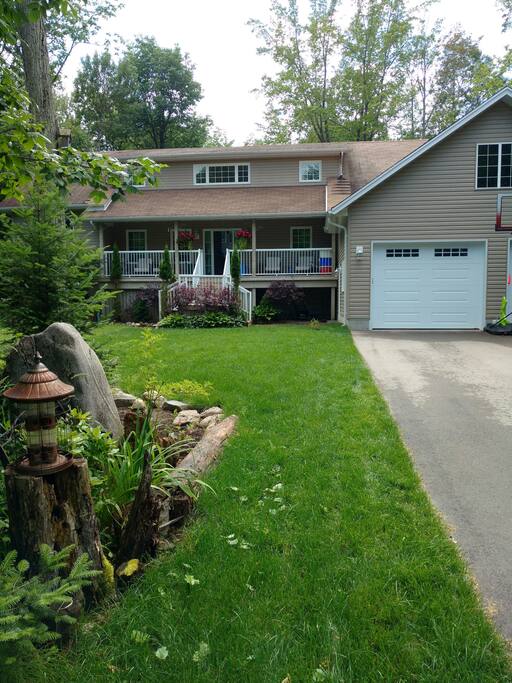 Front of house from the driveway