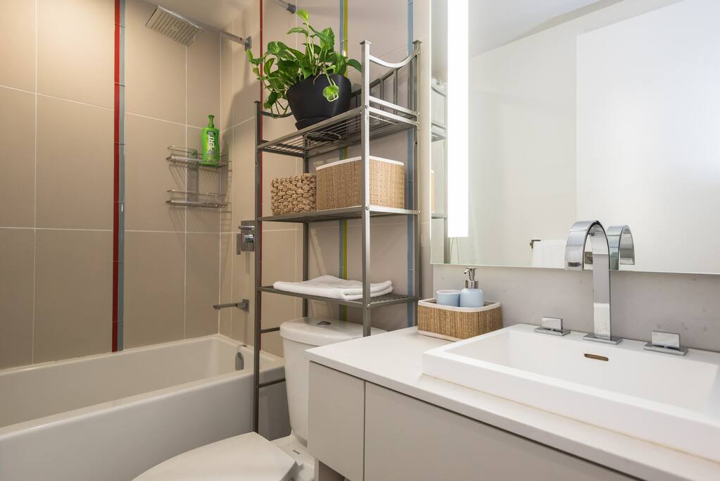 Strong water pressure in shower