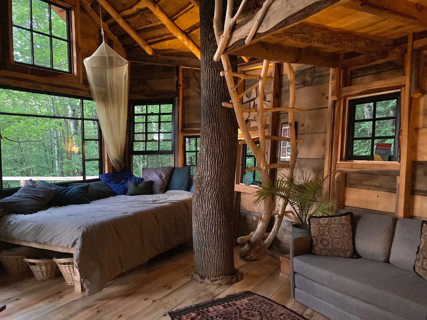 Wow! We found the Best New England treehouse Rentals. Save time searching!