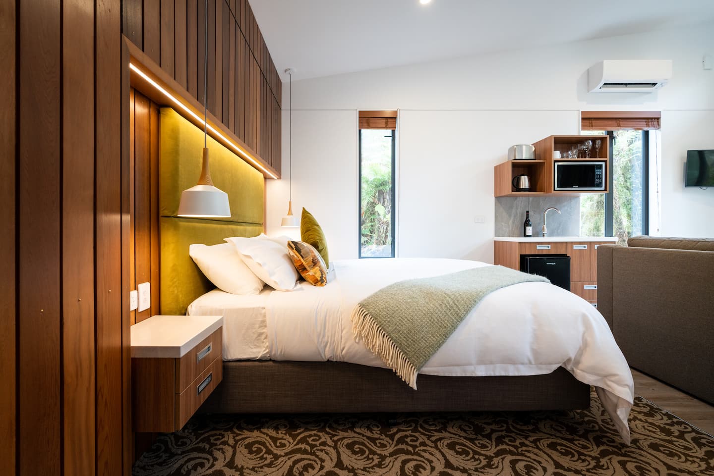 Spacious Deluxe Tree Lodge With Terrace 3