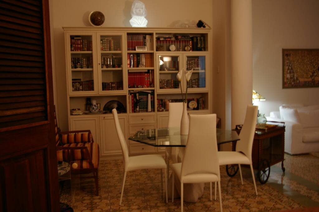 dinner room