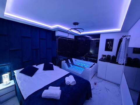 Exclusive Studio with Private Jacuzzi