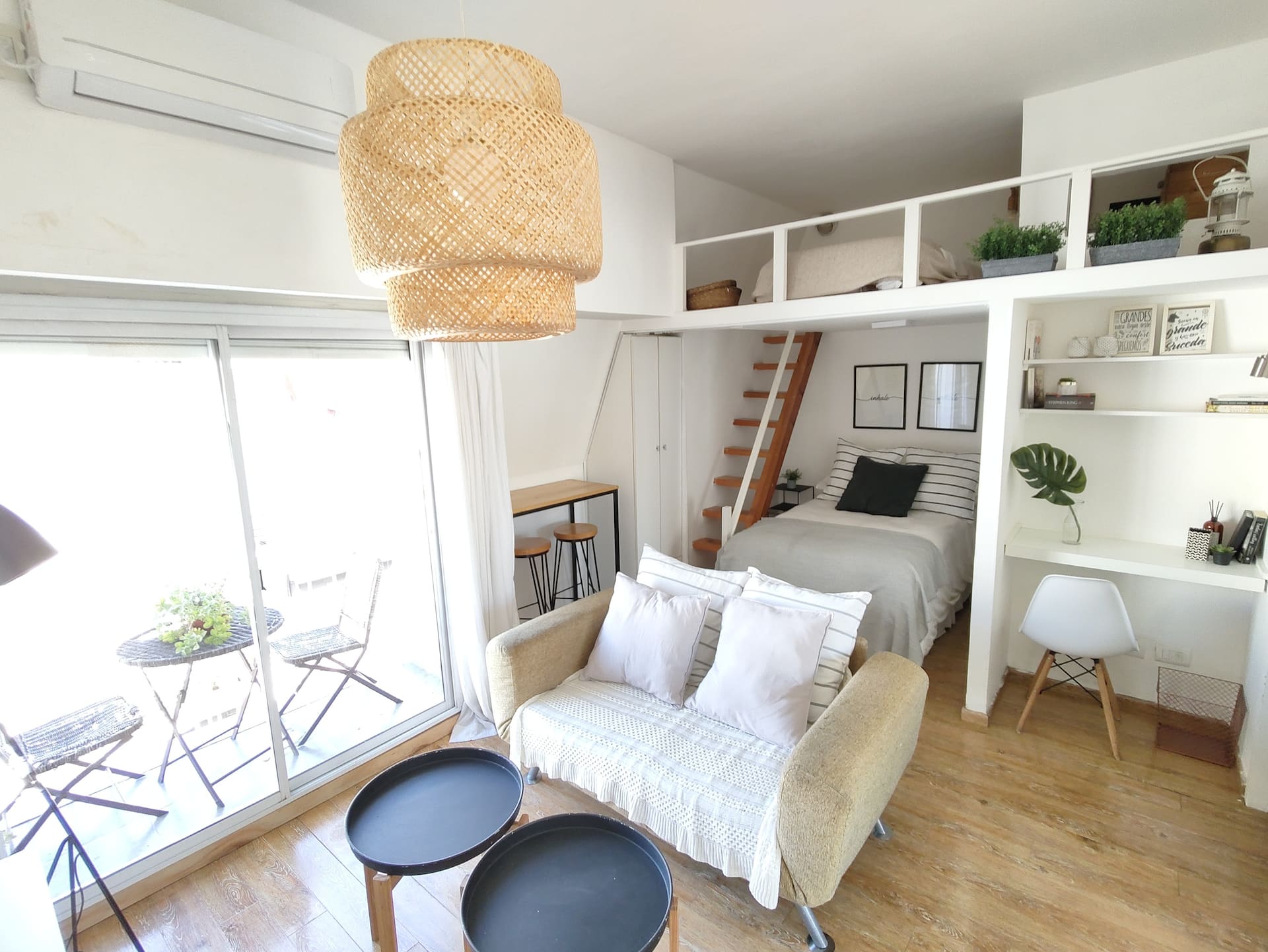 New Chic & Charming designer apartment