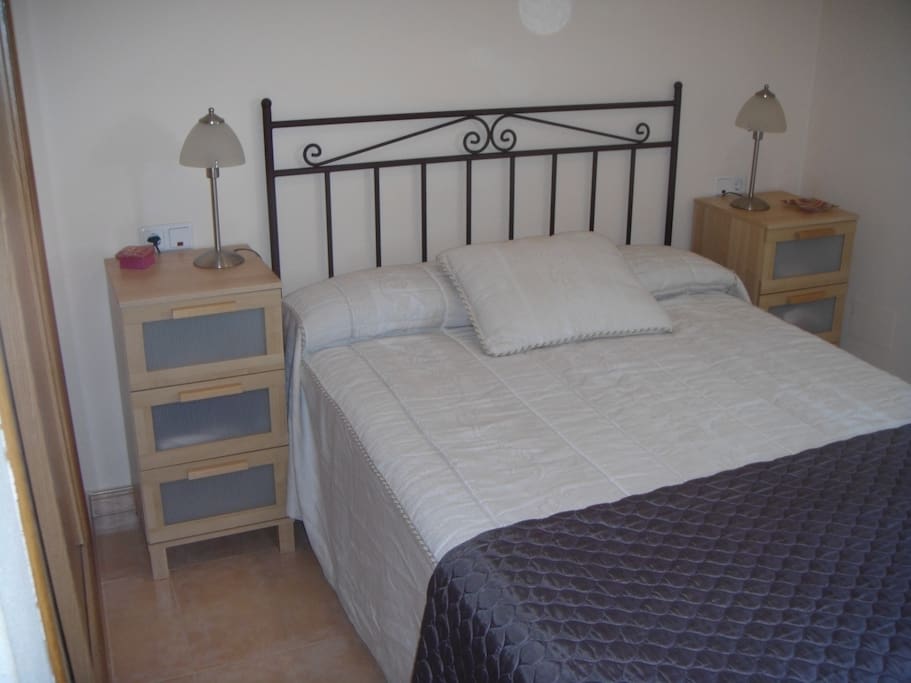 1 CAMA MATRIMONIO