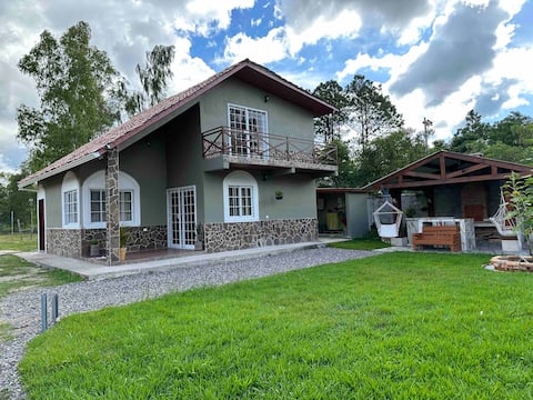 A relaxing country house