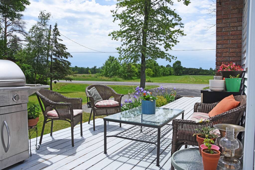 Outdoor conversation area