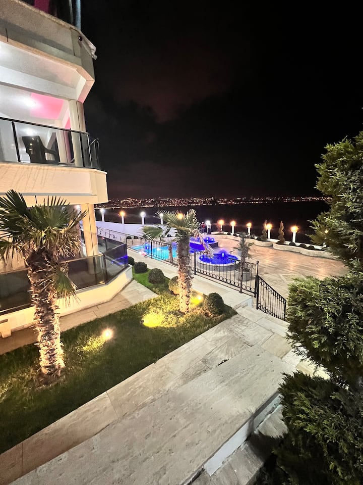 Ultra luxury unique sea view villa
