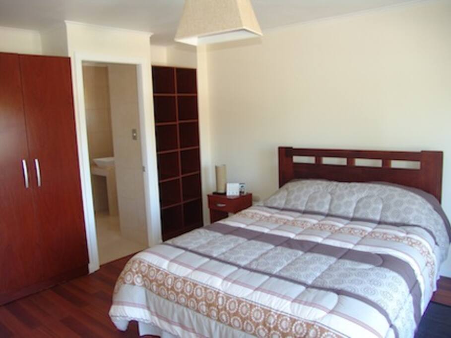 HABITACIÓN MATRIMONIAL