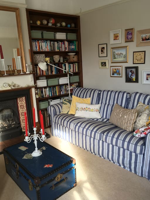 Living room - Sofa Area (Sofa is also a third double bed)