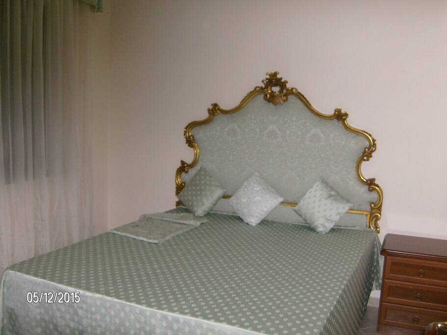 letto matrimoniale