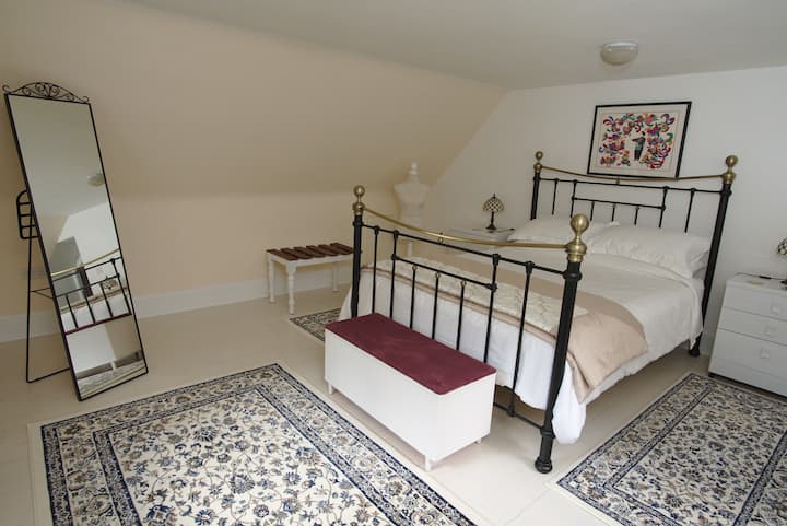 Bedroom 2.  Kingsize bedstead with high quality bed linen. Large bedside drawers. 