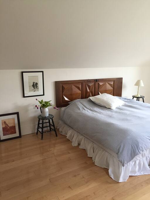 Bedroom with king