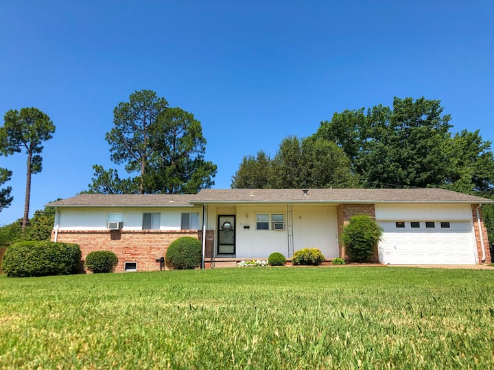 Bristows private home for rent Houses for Rent in Bristow, Oklahoma