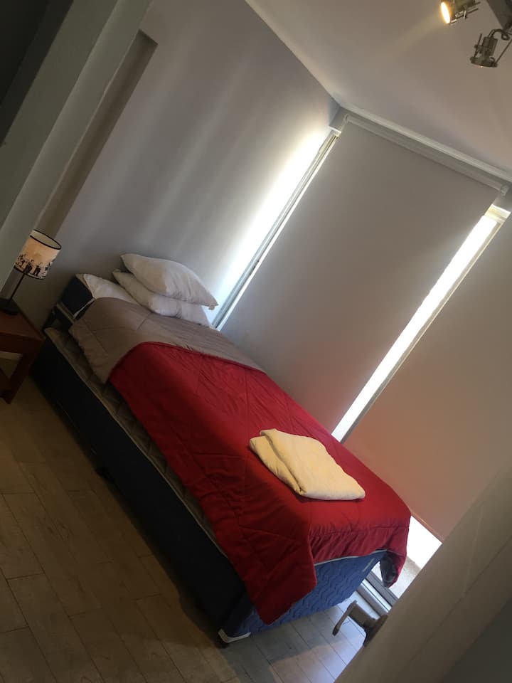 Двокреветна соба со трпезарија