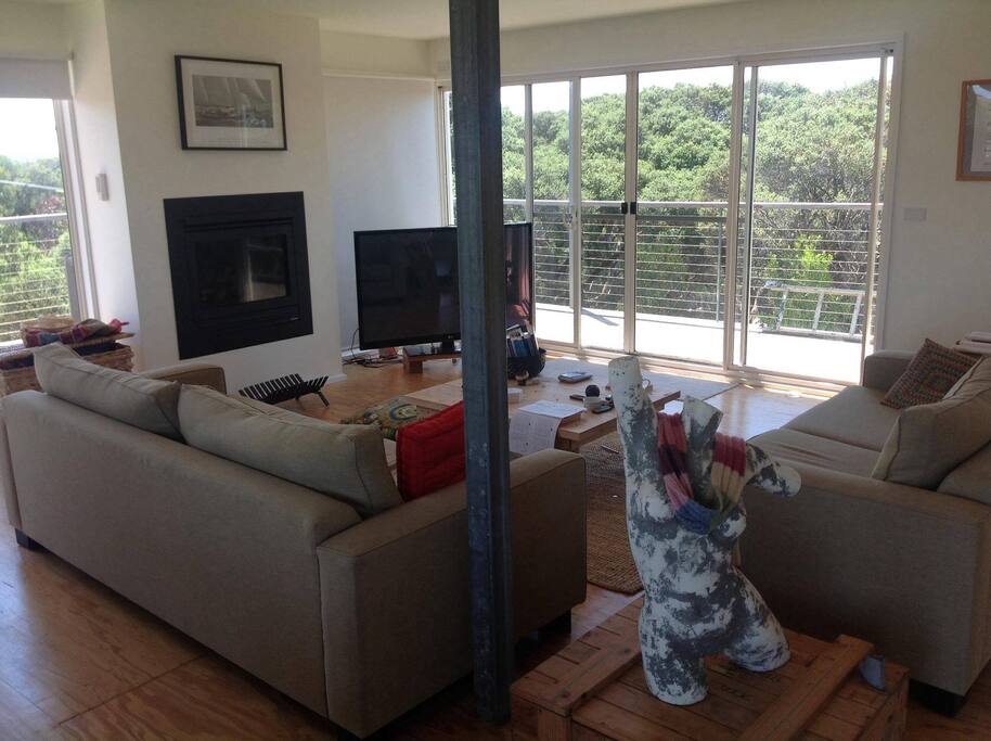 Great livable living room - this is a "real home"