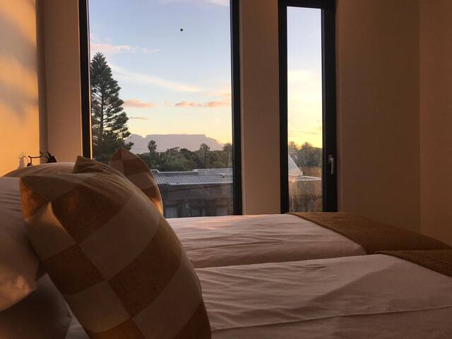 Adam’s Place 4 Friends Apartments Mountain View gallery image 3