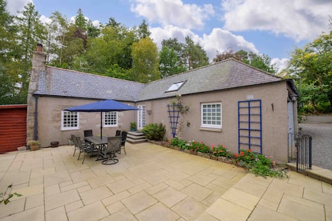 Garden Cottage, Aboyne. Peaceful and relaxing .