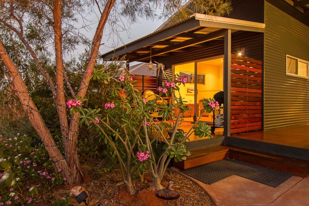 Kookaburra unit- your entry and private deck