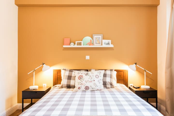 Athena’s Hideaway- Fully Renovated- Absolute Best Location gallery image 5