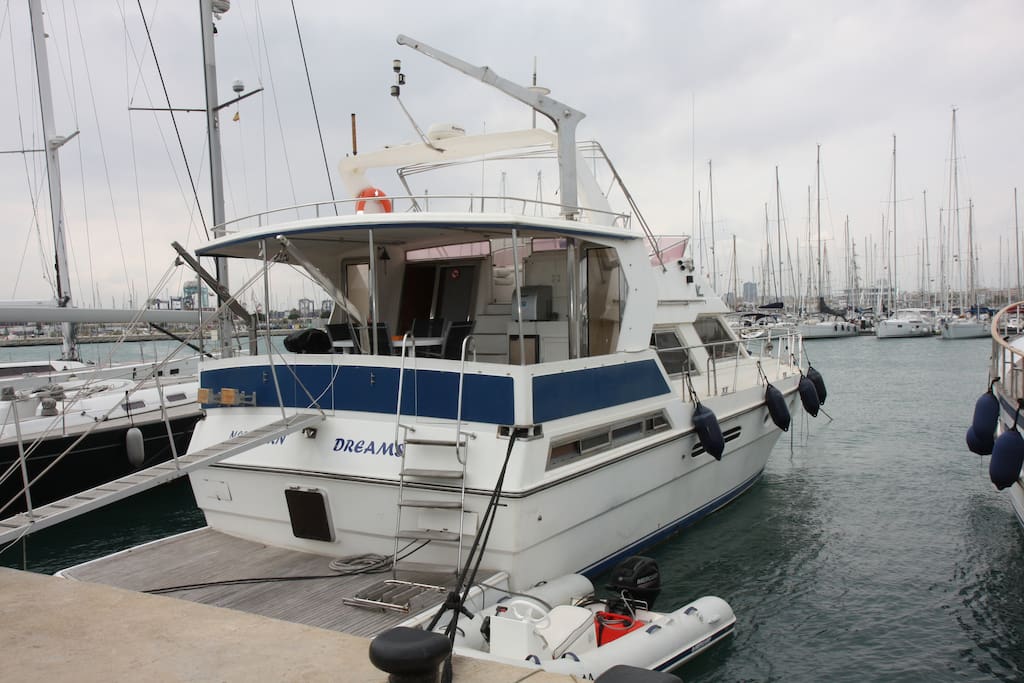 Marina Mooring Valencia.