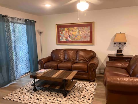 1146 New condo overlooking Mobile Bay