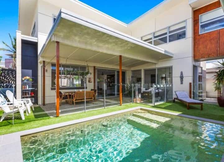 Point Break - Main House - Kingscliff
