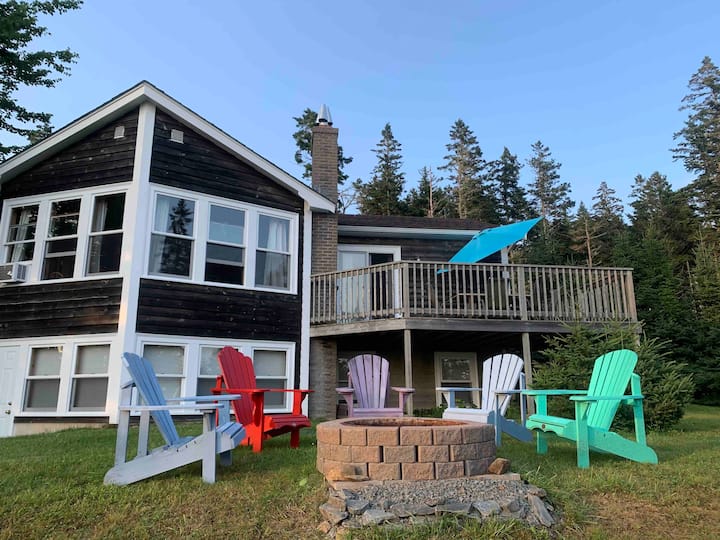 Colibri Cottage Sea View- 25 minutes to Lunenburg