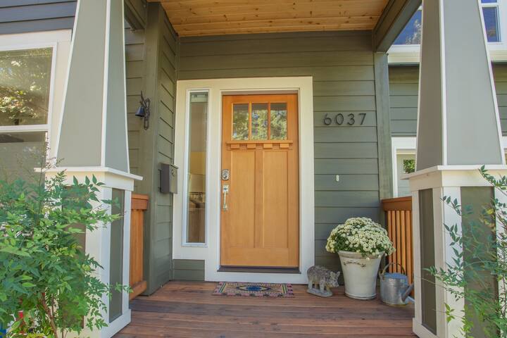 Woodstock Family Home gallery image 2