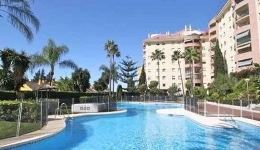 Marbella espléndida habitación suite  céntrico