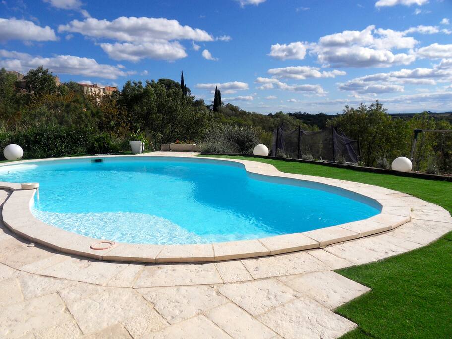 Piscine 10X4 espace détente pataugeoire